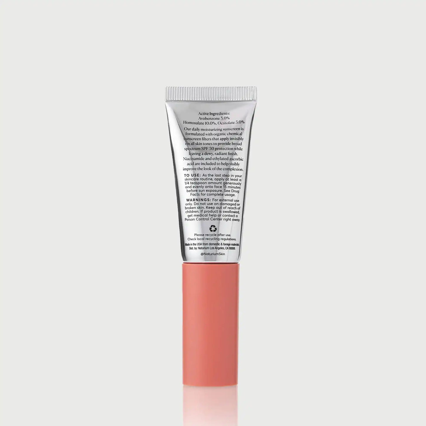 dew-glow-moisturizer-spf-50-travel-size-f2 NATR-10157_Dew-Glow-Moisturizer-SPF-50-Mini_back_capon_bonebkgd_d7cb9bbb-e294-42e2-8d5a-28c73c09b5b5.webp