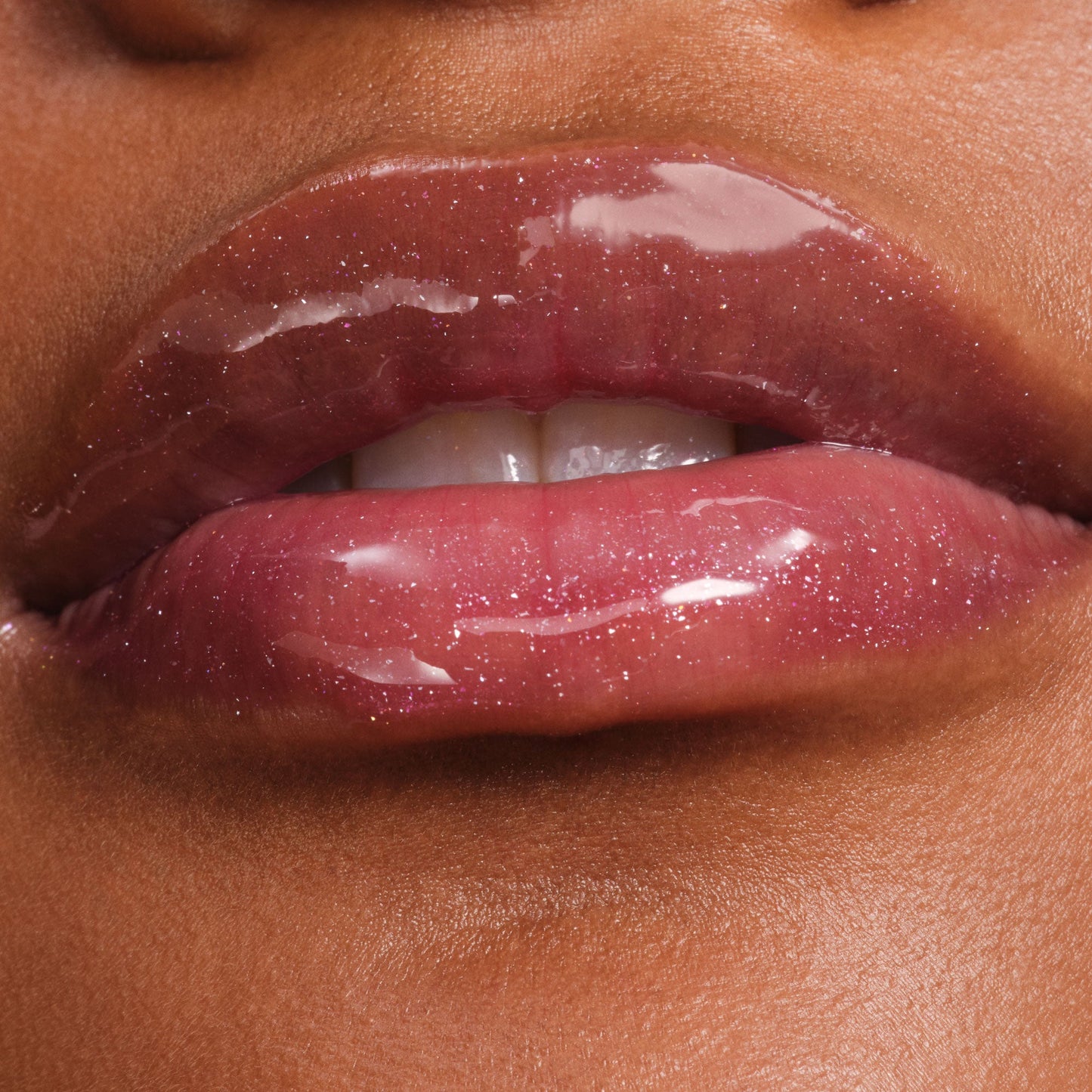 phyto-glow-lip-balm-shimmer-solar-l4 NATR-60145-Phyto-Glow-Lip-Hover-Solar.jpg