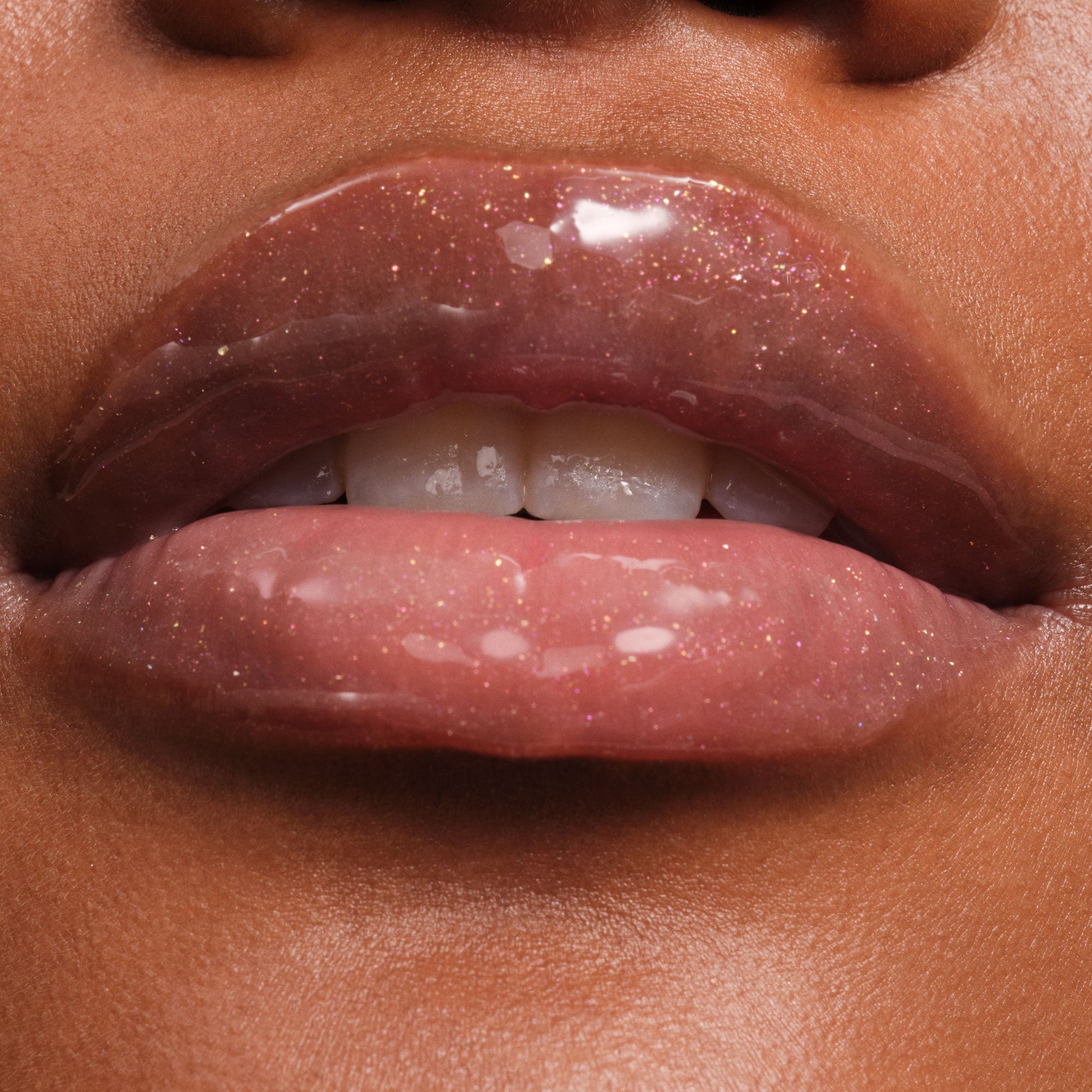 phyto-glow-lip-balm-shimmer-stardust-w1 NATR-10131-Phyto-Glow-Lip-Hover-Stardust.jpg