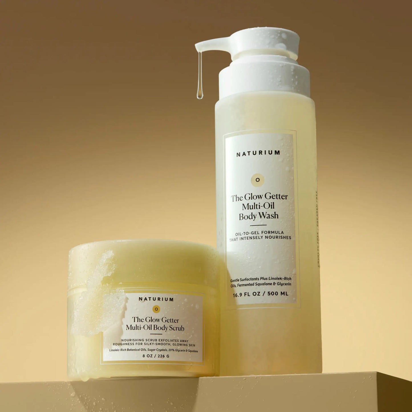 the-glow-getter-shower-bundle-h8 NATR_Glow_Getter_Scrub_Body_Wash.webp